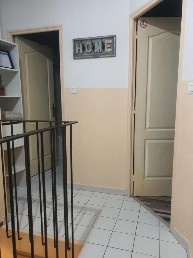 City House Appartements Entraigues-sur-la-Sorgue Екстер'єр фото