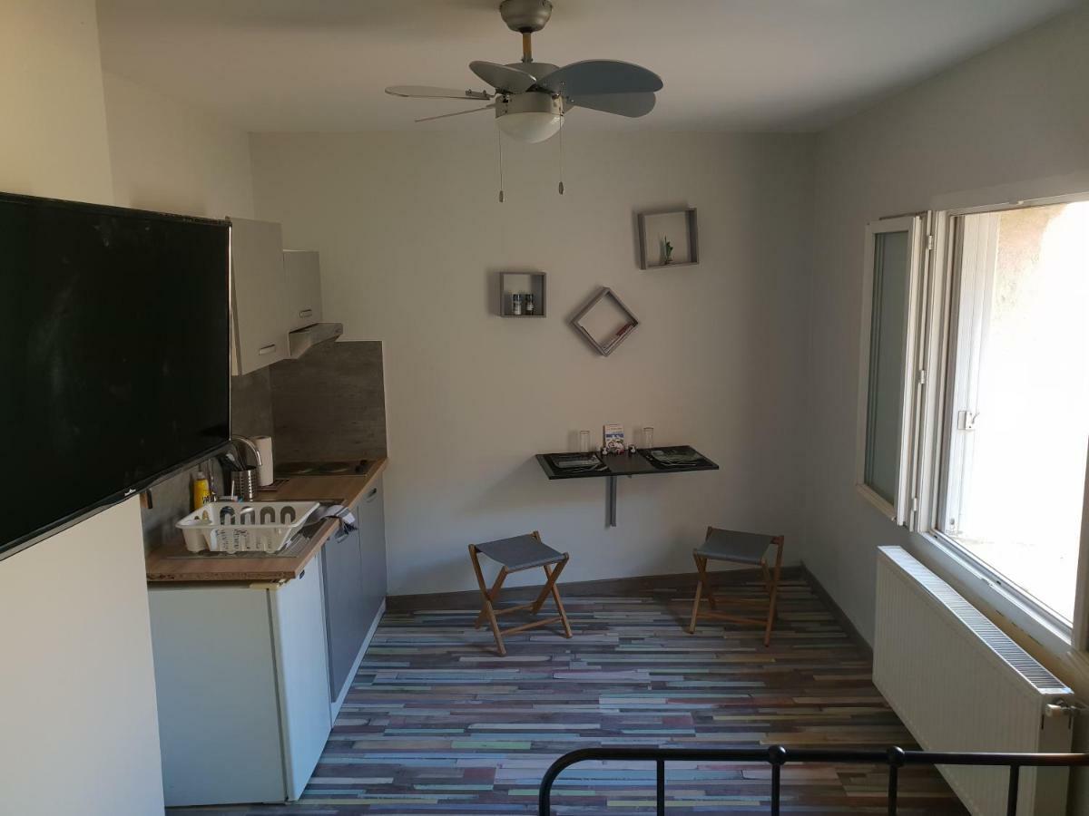 City House Appartements Entraigues-sur-la-Sorgue Екстер'єр фото